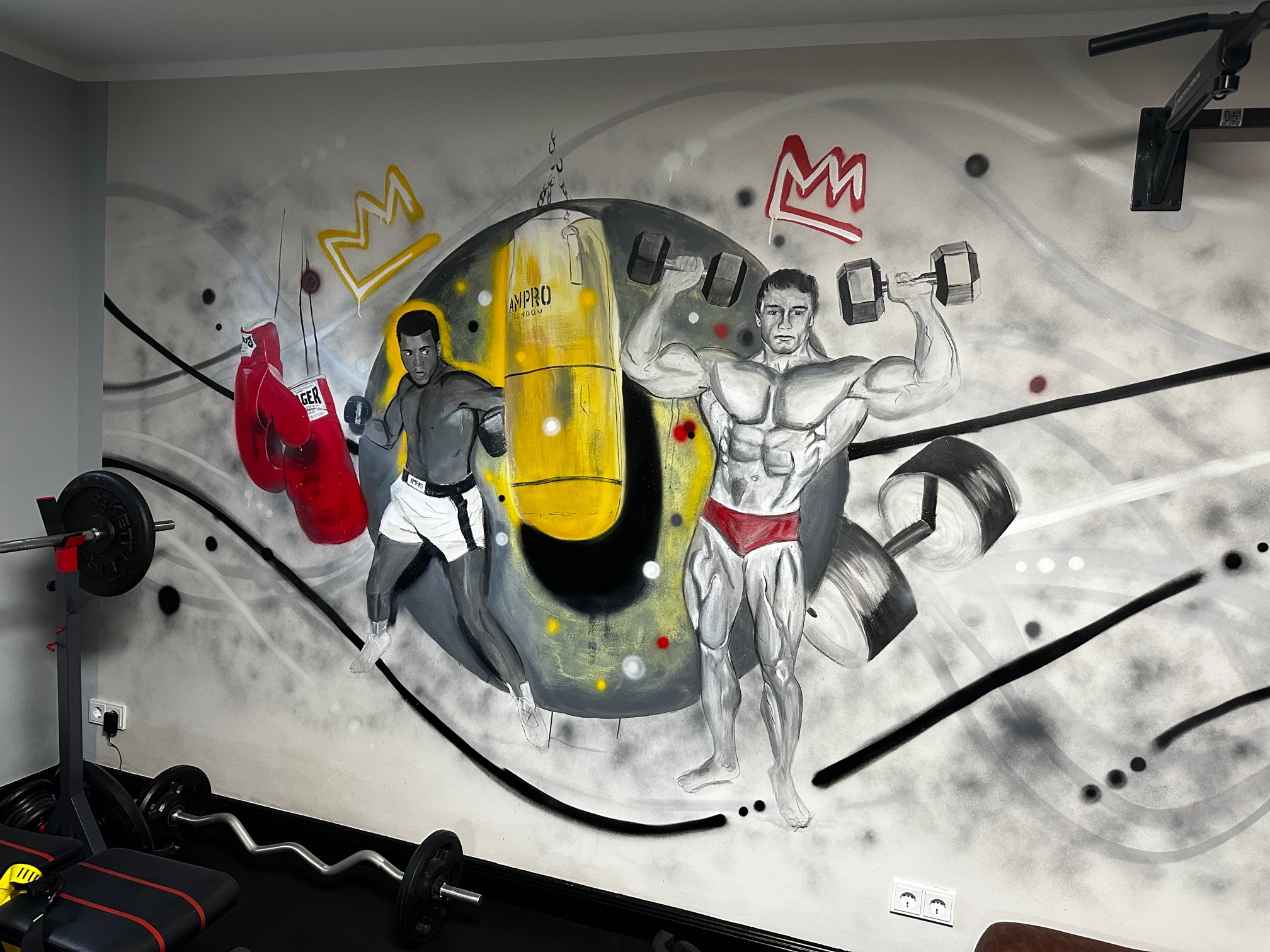 Fitnessraum mit Graffitikunst